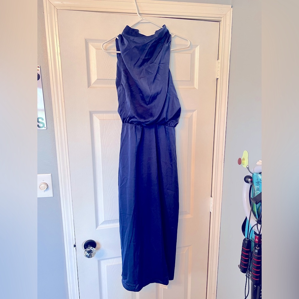 Elegant Blue Sleeveless Dress
